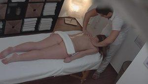  kinky masseur has fun with customer