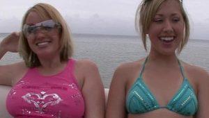  4 girls on a boat real amateur sluts