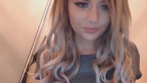  Very Hot Blonde Loves Masturbating on Cam